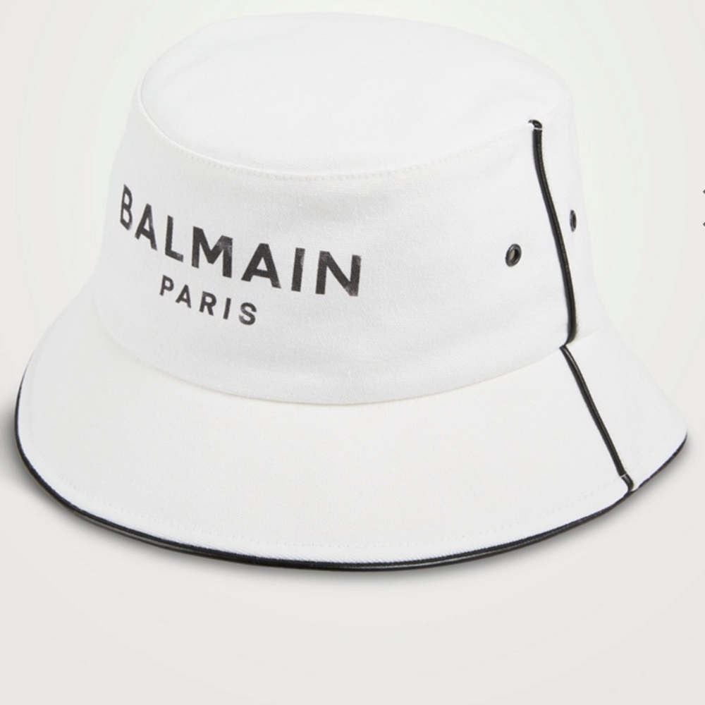 BALMAIN White B-Army Bucket Hat